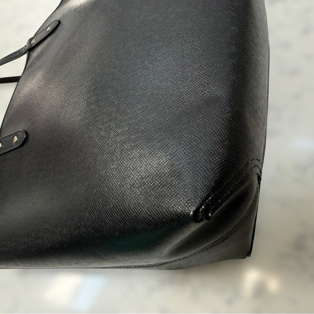 Coach Reversible Black Leather Tote with Logo Zip Pouch - Picture 8 of 11